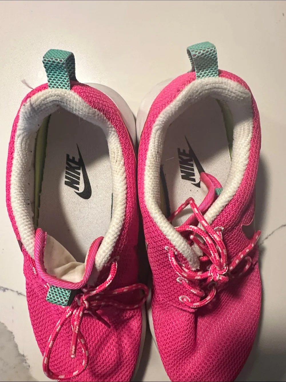Nike Womans Hot Pink Lightweight Sneakers with Teal Pull Tabs